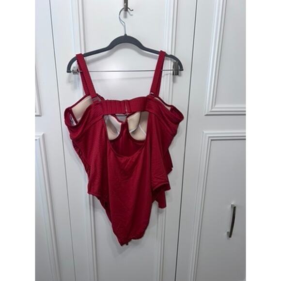 NWT RHODE x Target Women's 2X Red Embossed Dot Ruffle One Piece Swimsuit - Picture 4 of 10